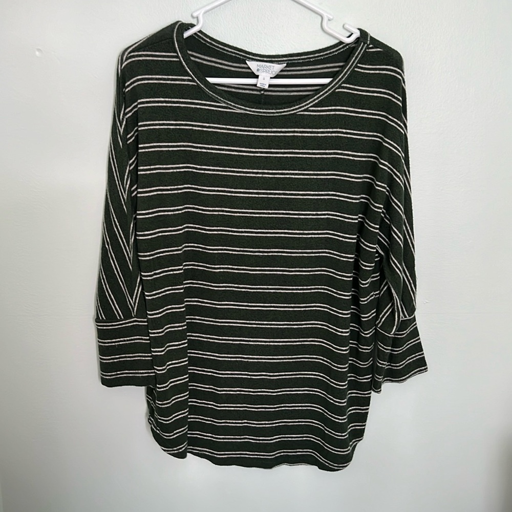 Market & Spruce Top L Large